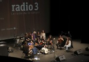 El Jovellanos sopla 30 velas entre el luto y la polémica