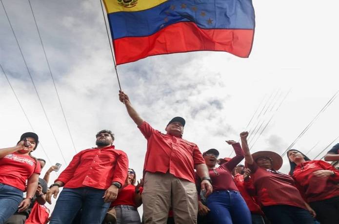 Diosdado Cabello: El pueblo tiene que permanecer en resistencia activa