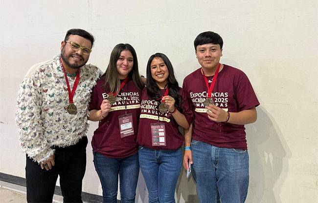 Alumnos de San Antonio de las Alazanas ganan Expo Ciencias Nacional e irán a Europa