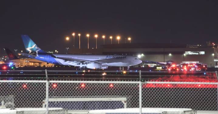 Air Transat flight returns to Toronto after ‘odour’ in cabin