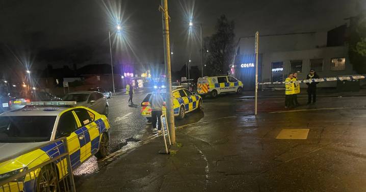 Man dies after being found seriously injured on Glasgow street as cops launch probe