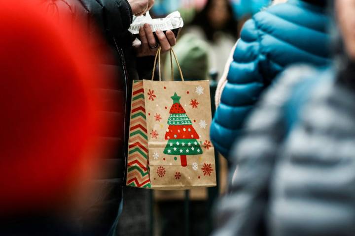 Consumers aren't having a very merry holiday season, AP