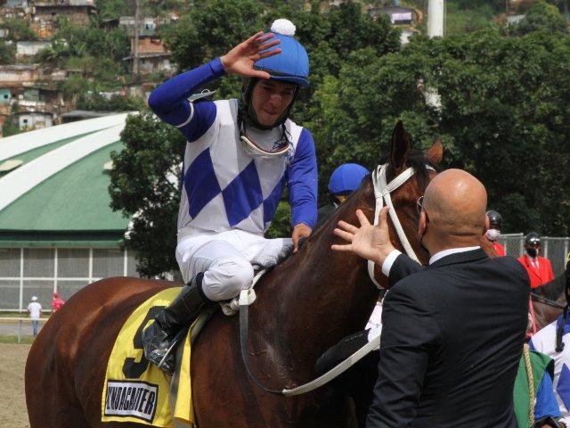 La Primavera sólido en la punta
