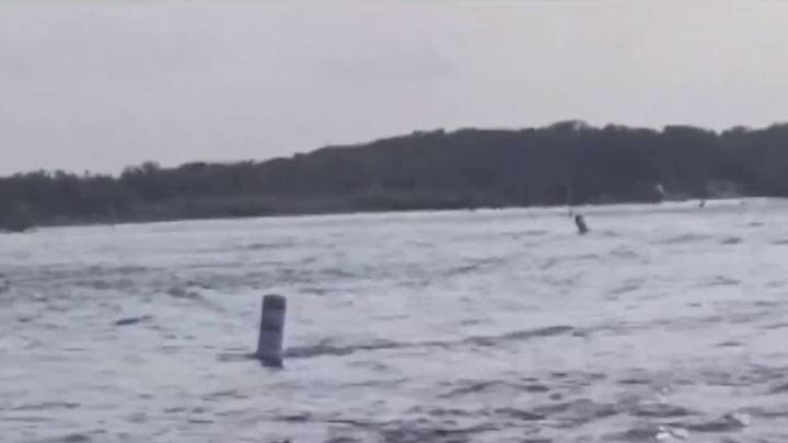 Activistas denuncian colocación de nuevas boyas en desembocadura del Río Grande