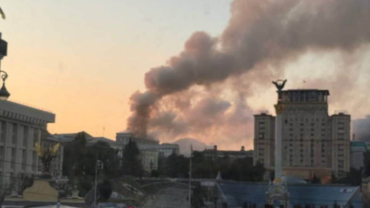 Russia Claims Major Gains In Ukraine's Myrnohrad, Controls 30% Of Buildings: Report