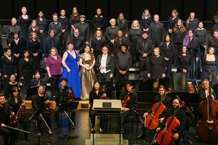 SMC Choirs to Present “Home for the Holidays” Concert