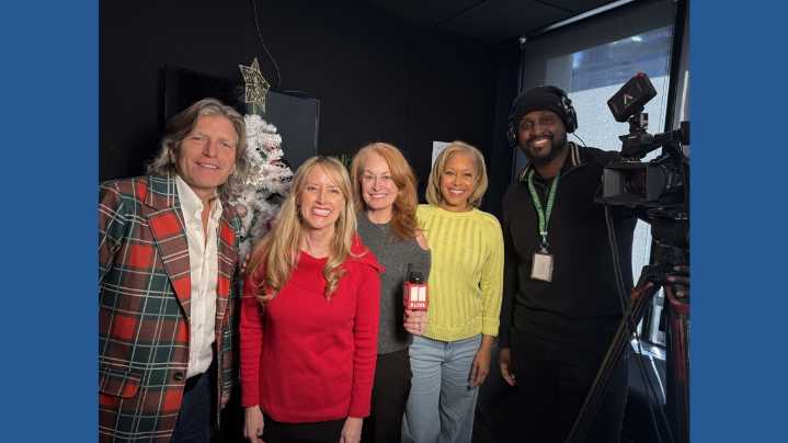 Popular radio station revives Atlanta’s Christmas spirit with all holiday music takeover