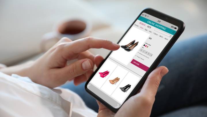 Cyber Monday Sales Spurred by Discounting, AI and Mobile