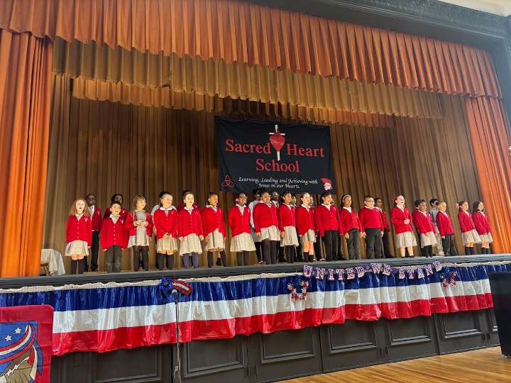 Staten Island students honor veterans with poetry and patriotic songs