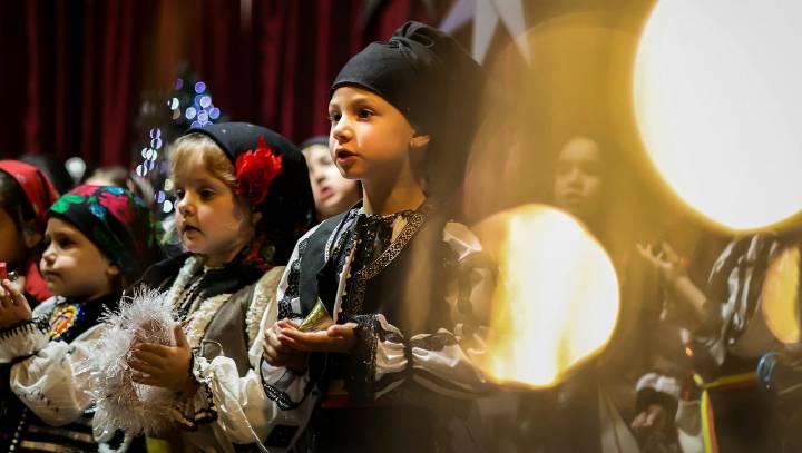 Singing with Other People Improves Health More Than Singing Alone