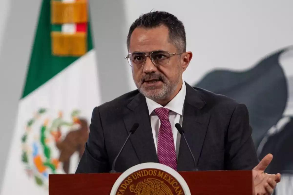 Profeco revela qué tiendas simularon descuentos durante El Buen Fin y actualiza precios de gasolina y canasta básica