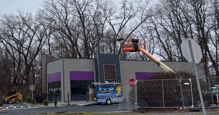 Rebuilt Rotterdam Taco Bell expected to reopen soon