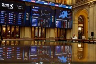 Morning Bid: Firming Fed cut bets buoy stocks, undercut dollar