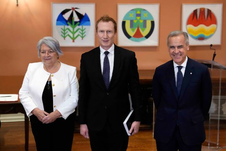 Once too close to Trudeau for a Carney cabinet, Marc Miller is back