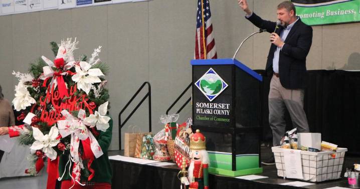 Chamber Holiday Auction puts festive 'fun' in 'fundraising' for SCC students
