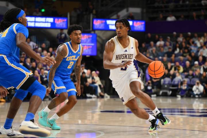 Deadspin | UCLA ekes out Big Ten-opening victory at Washington