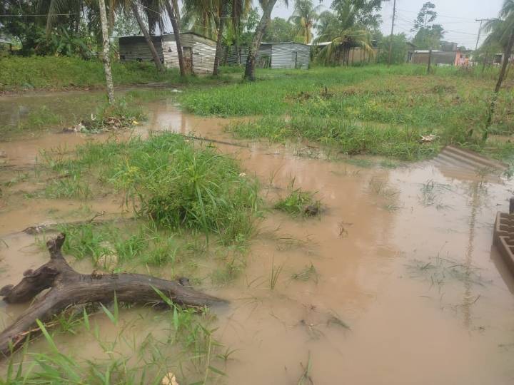 Lluvias en Tucupita dejan dos comunidades aisladas y estudiantes sin clases