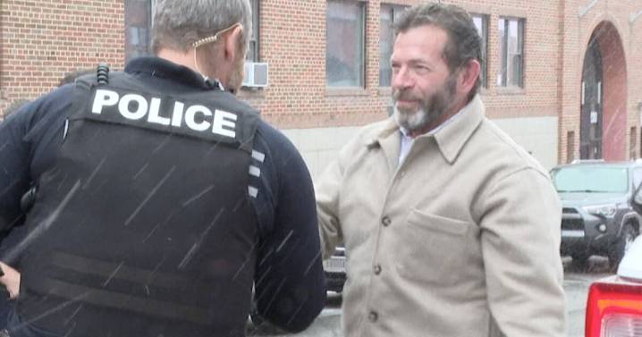 Butte police officer retires after 34 years of service