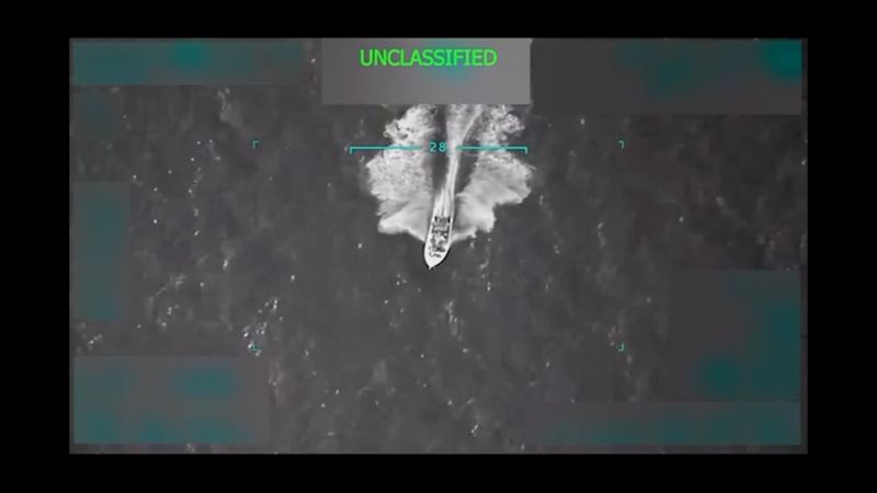 Exclusivo: sobrevivientes de barco blanco de segundo ataque no pidieron refuerzos, dice a legisladores el almirante a cargo