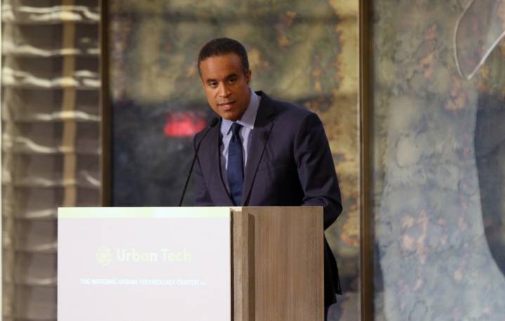 Maurice DuBois To Depart 'CBS Evening News' On Dec. 18