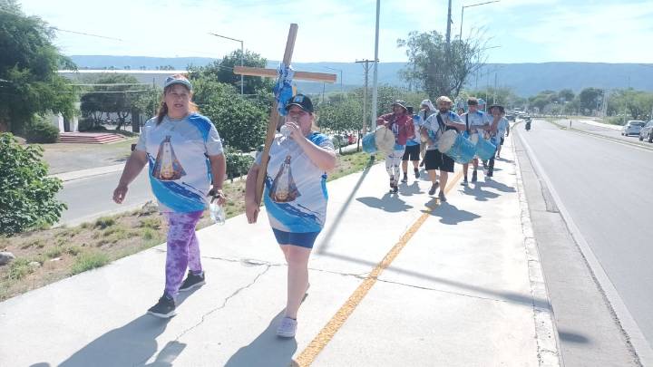 Continúa el arribo de peregrinos y se refuerzan los puestos de asistencia en las rutas