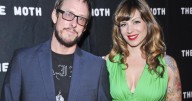 Weezer bassist Scott Shriner's wife Jillian Lauren files for divorce months after LAPD shooting