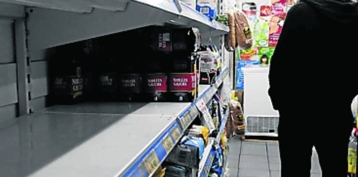 Observatorio Social de la UCA: mejora la macro, pero el consumo cae y hay baja creación de empleo