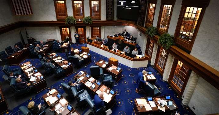 Indiana Senate committee advance redistricting legislation backed by Trump toward final floor vote