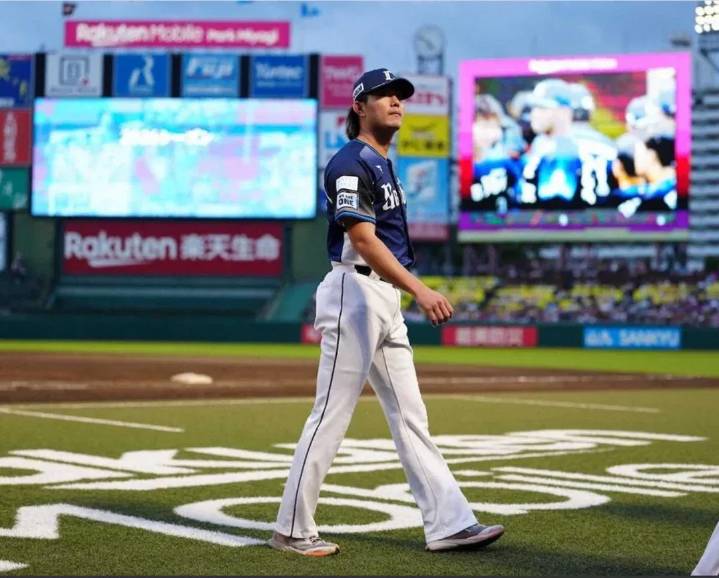 Yankees Launch Aggressive Push for ‘Next Yoshinobu Yamamoto’ Amid Fresh Zack Wheeler