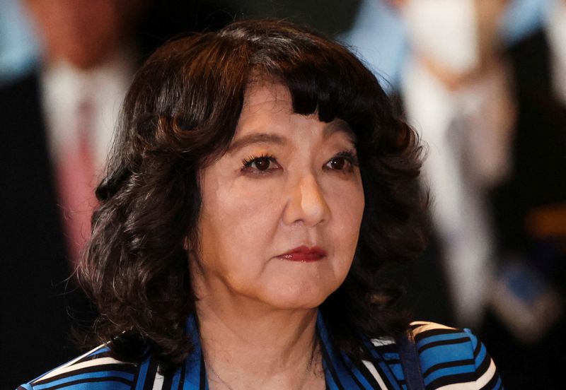 Japan finance minister says no divergence with BOJ on economic assessment