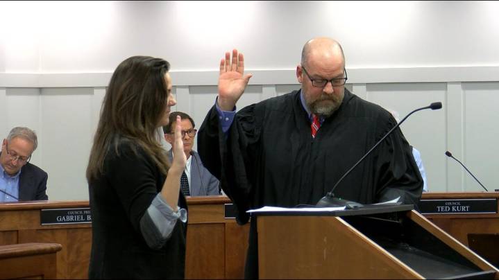 Ziss sworn in as Maumee mayor; council faces two vacancies, leadership decisions