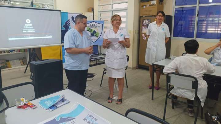 Cerca de 200 docentes recibieron una capacitación para la prevención del suicidio