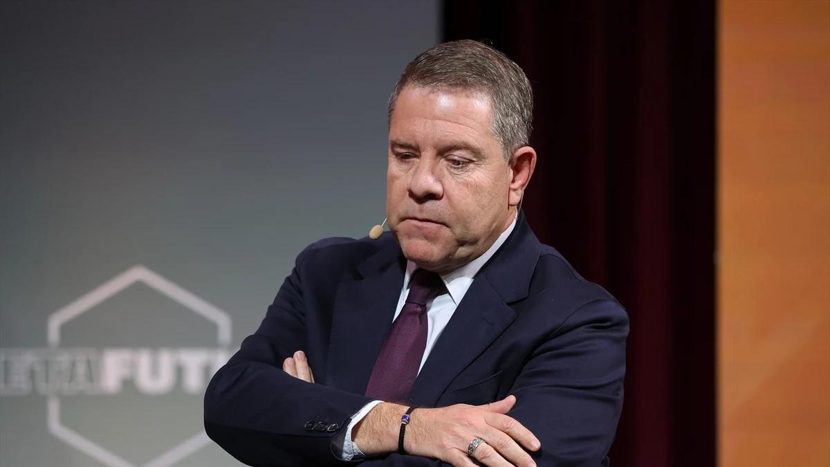 García-Page: "Cuando uno se encuentra a alguien que es amoral en el bolsillo, hay que esperar que lo sea también en la bragueta"