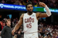 Mitchell scores 43 points to lead Cavaliers to 135