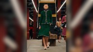 Chanel sorprende con un desfile en un auténtico andén del metro de Nueva York