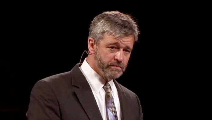 Man Talks During Paul Washer Sermon, Pronounced Dead At Scene