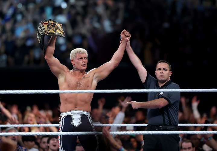 How to watch WWE Friday Night SmackDown! free live stream tonight