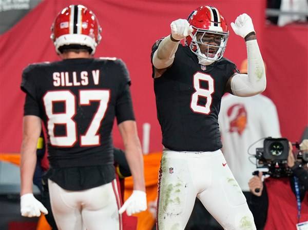 Kirk Cousins leads Falcons to 29-28 comeback victory over the reeling Buccaneers