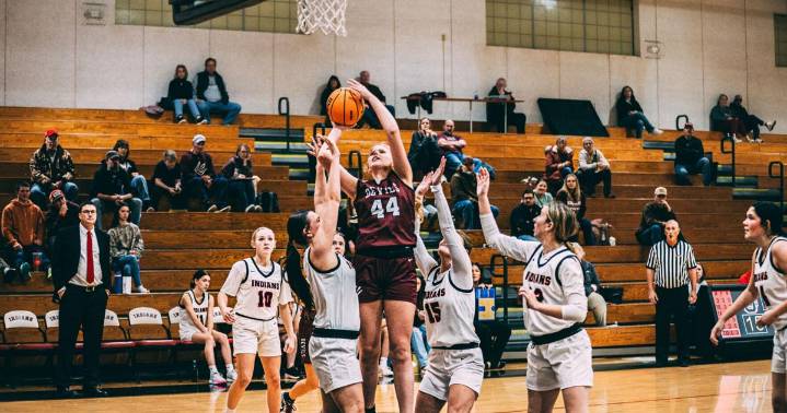 SVW girls breeze past JC in BDC match