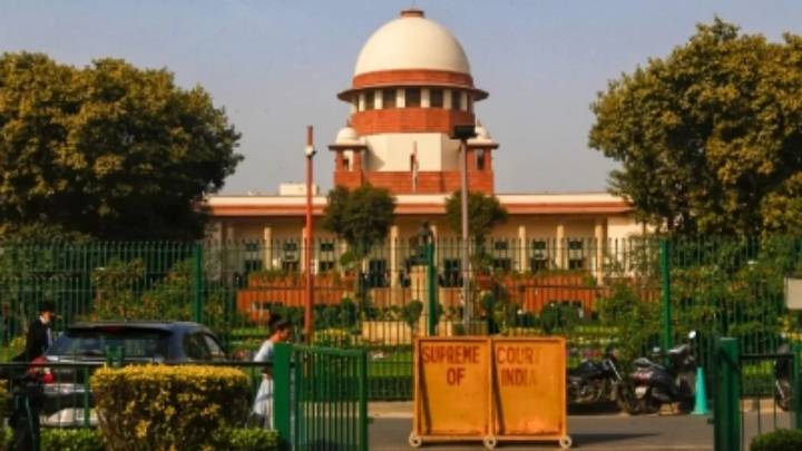 SC directs deployment of more personnel to ease BLOs’ SIR work stress
