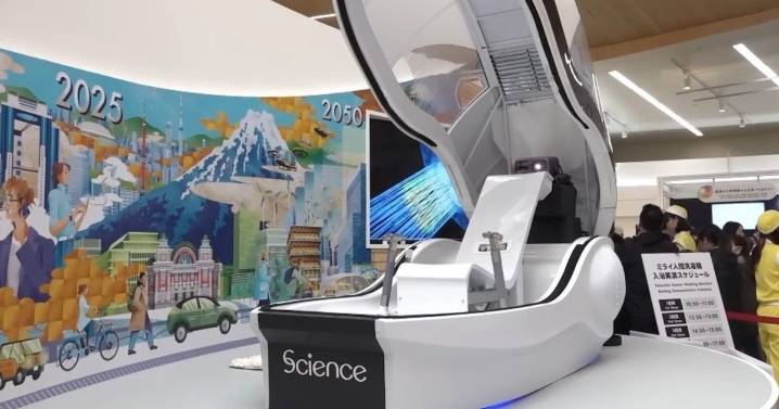 Too lazy to shower? This human washing machine can clean your body in 15 minutes