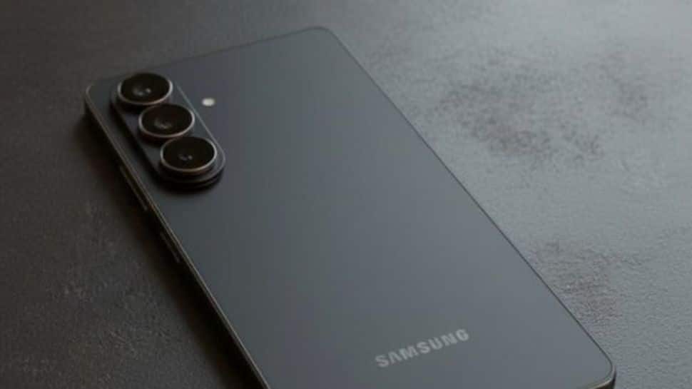 Samsung Galaxy S26 Series Launch Leaks: Could Debut With Exynos 2600 Chipset; Check Expected Camera, Battery, Price And Other Specs