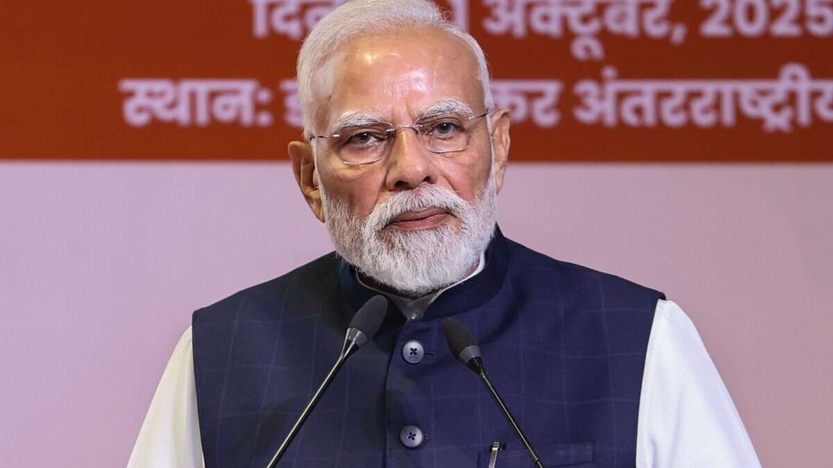 India model of high growth, low inflation: PM Modi