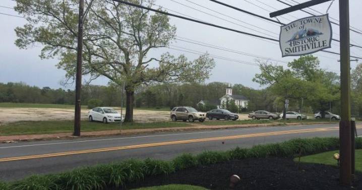 Wall Township man struck while crossing route 9 near Smithville