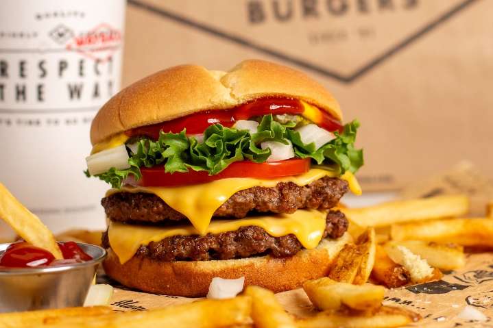 Wayback Burgers open in Stow