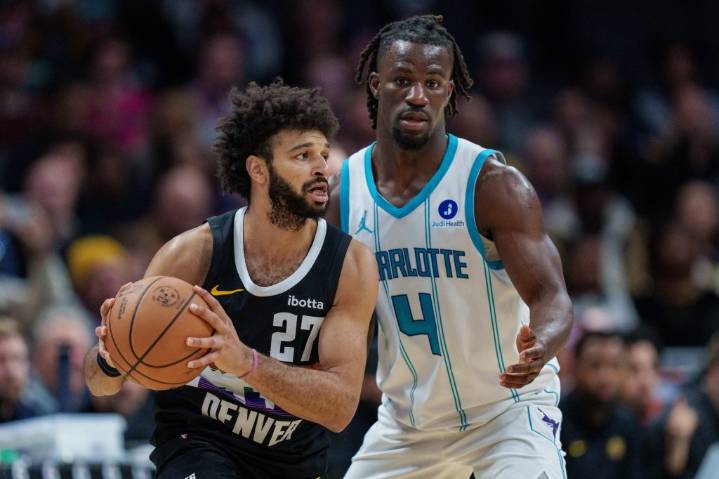 Nuggets have franchise record 10-game road win streak
