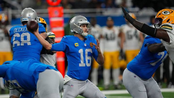 Lions and Cowboys need a win in Thursday night matchup to improve position in NFL playoff picture