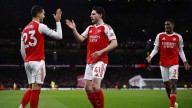 Arsenal ganó 2-0 y se mantiene como líder