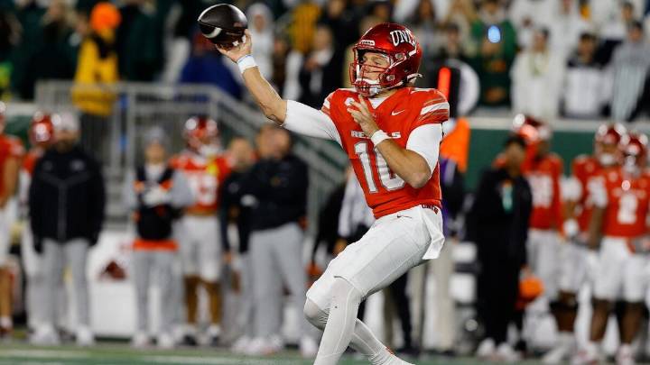 Boise State vs. UNLV prediction, odds: 2025 Mountain West Championship Game picks by model