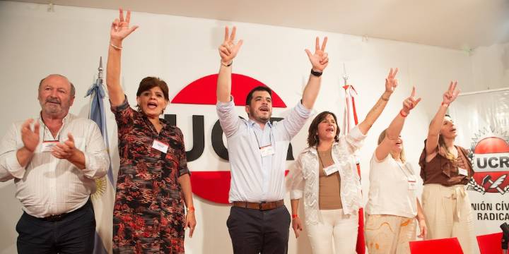 ¿Hacia dónde va la UCR? Los reproches internos y dudas que dejó la asunción del nuevo presidente